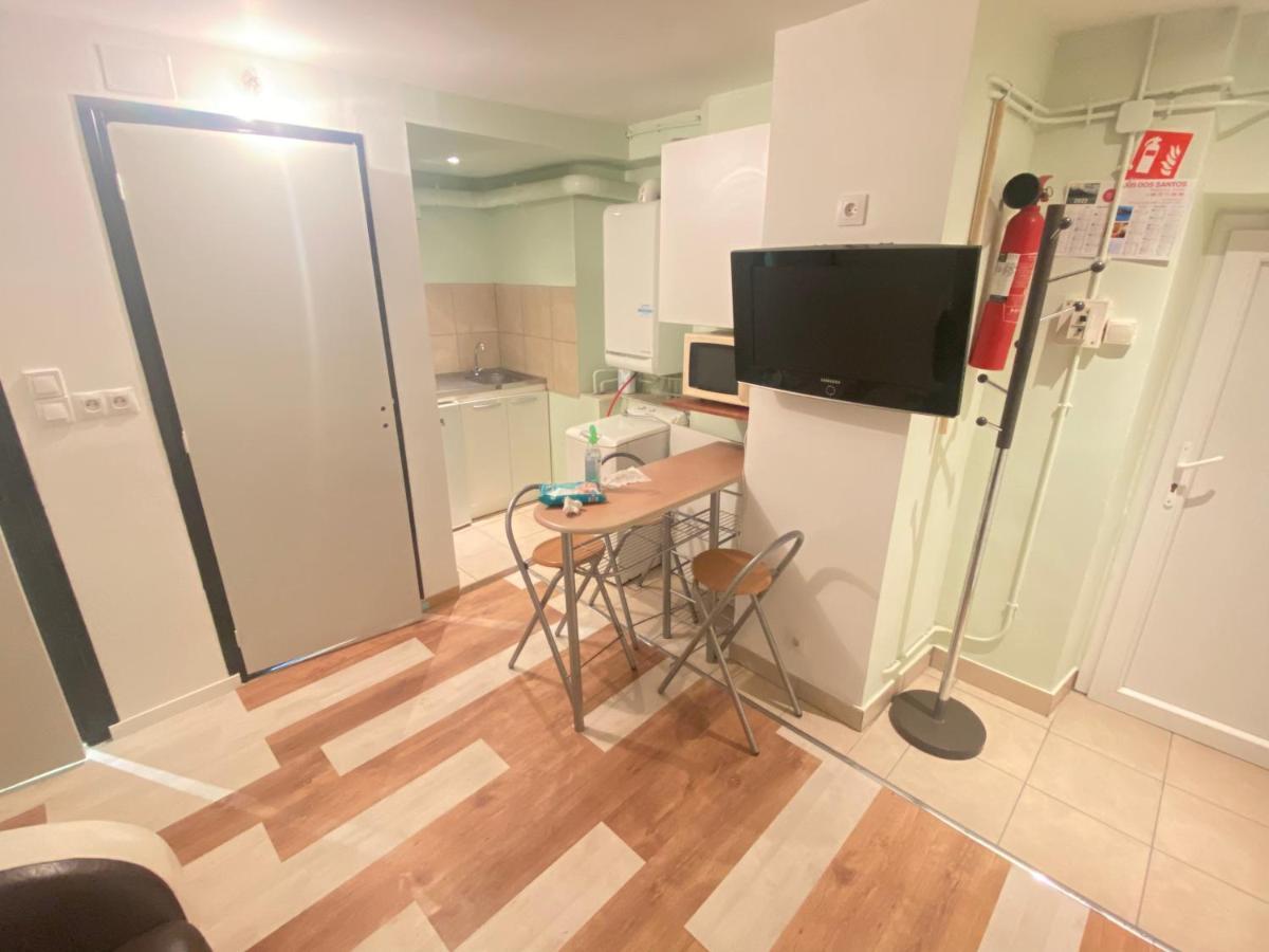 Jolis Studio Meuble Angerville  Экстерьер фото